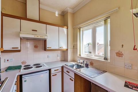 1 bedroom retirement property for sale, Gales Drive, Crawley RH10