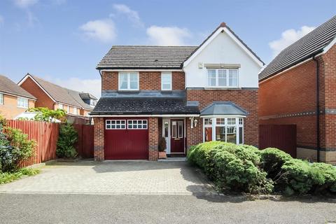 4 bedroom detached house for sale, Redruth Drive, Darlington