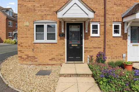 18 Dairy Way, Irthlingborough, Wellingborough, NN9 5TH