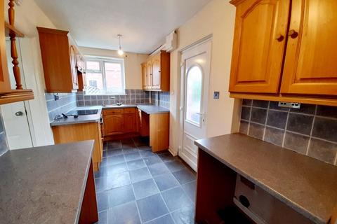 3 bedroom semi-detached house to rent, Japan Road, Gainsborough, Lincolnshire, DN21 2PW