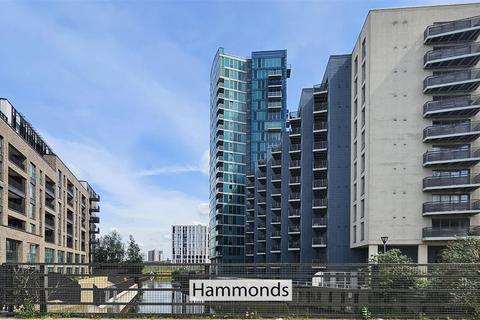 2 bedroom flat for sale, High Street, London