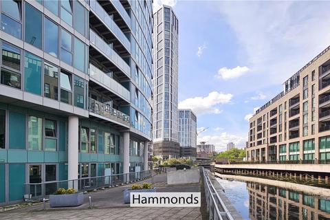 2 bedroom flat for sale, High Street, London