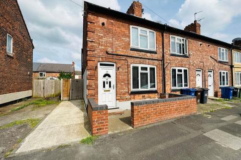 2 bedroom end of terrace house for sale, Powell Street, Selby