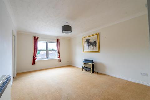 2 bedroom apartment to rent, Cherry Hill Lane, York, YO23 1AW