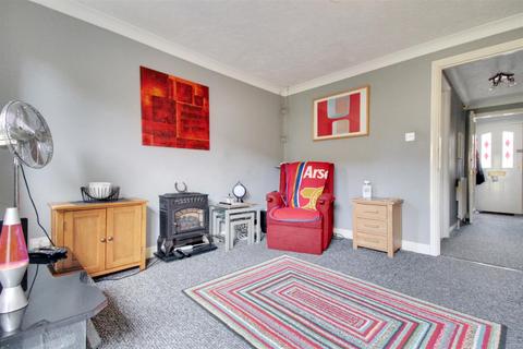 2 bedroom terraced house for sale, Varey Road, Worthing