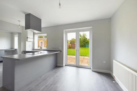 87 Boverton Drive, Brockworth, Gloucester, GL3 4BS