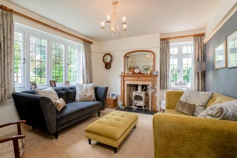 4 bedroom detached house for sale, Banbury Road, Stratford-upon-Avon