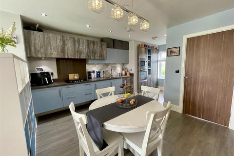 14 Brattice Way, Mapplewell, Barnsley, S75 6GX