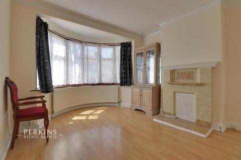 3 bedroom terraced house to rent, Northolt, UB5
