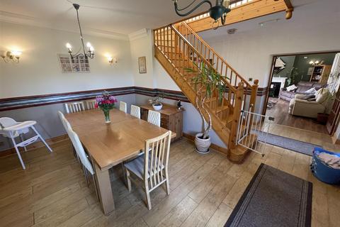 3 bedroom link detached house for sale, Struan, 2 Pittencreiff Steading, By Cupar