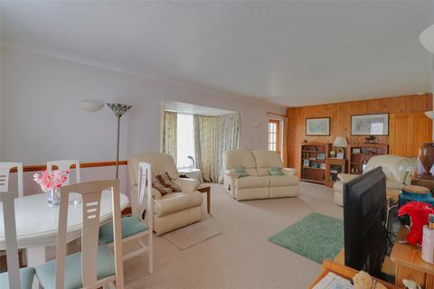 3 bedroom bungalow for sale, Barnfield Close, Braunton, Devon, EX33