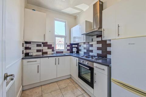1 bedroom flat for sale, Southchurch Avenue, Southend-on-Sea SS1