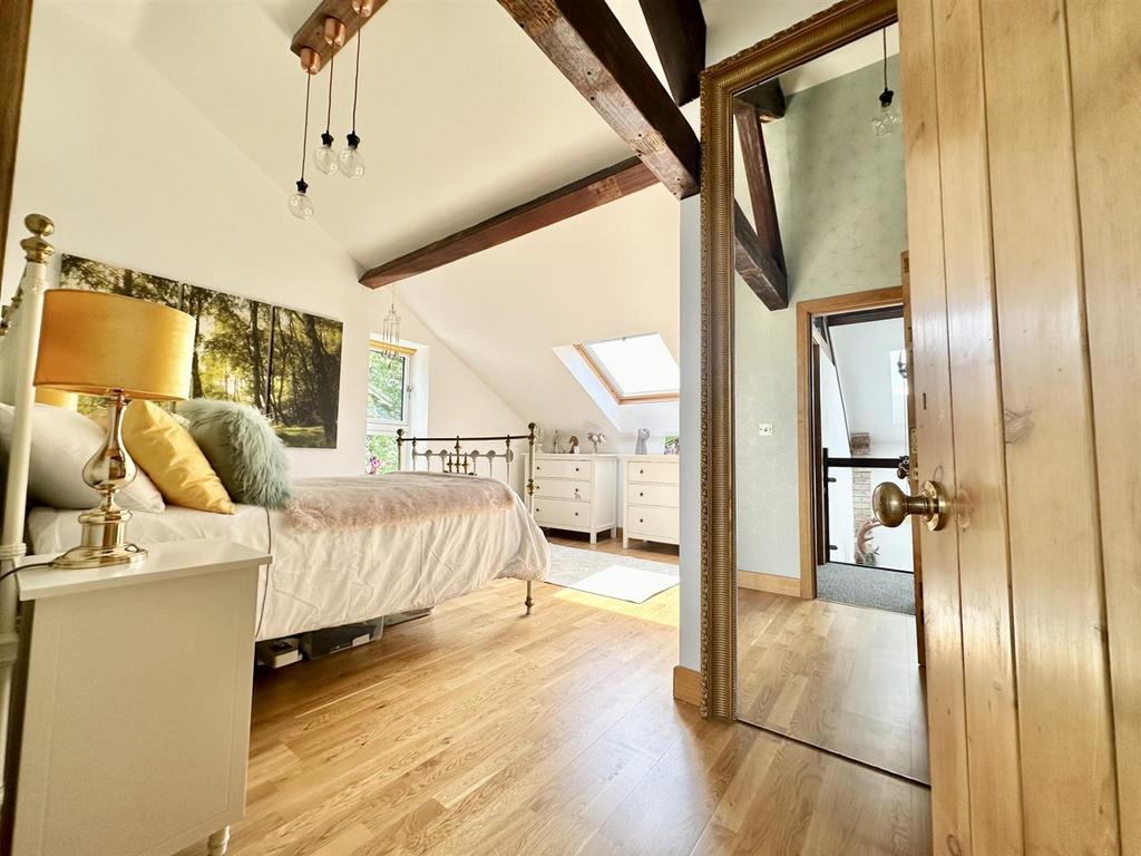 Bedroom1.jpg