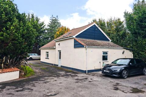 4 bedroom bungalow for sale, Taunton Road, Bishops Lydeard, Taunton, Somerset, TA4