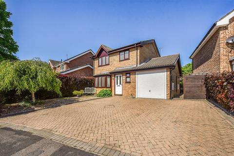 3 bedroom detached house for sale, Taskers Drive, Anna Valley, Andover