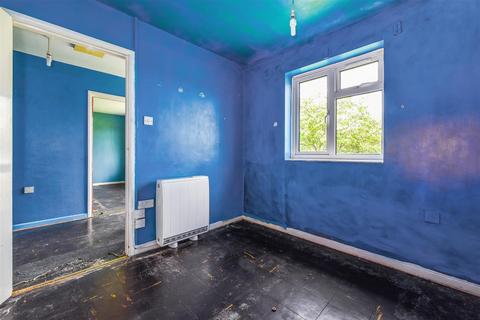 27 Beech Hill Road, Tidworth, SP9 7NB