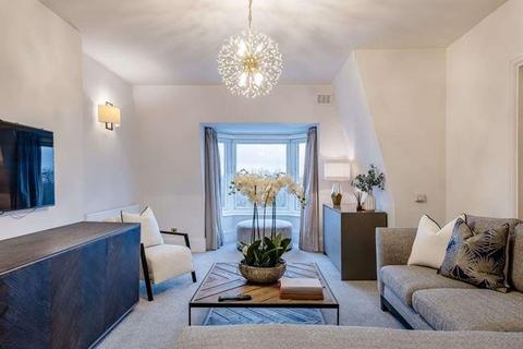 4 bedroom penthouse to rent, Park Road, Strathmore Court, London