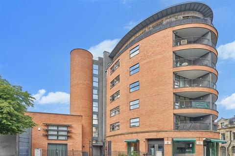 Flat 3, Holland House, 42 Newington Green, London, N16 9PQ