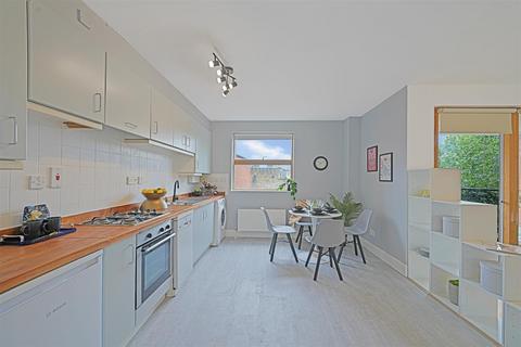 Flat 3, Holland House, 42 Newington Green, London, N16 9PQ