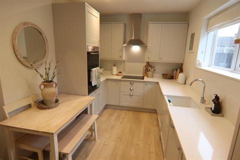 167 Amherst Drive, Orpington, BR5 2HN