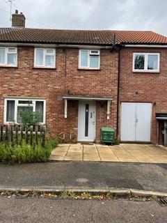 1 bedroom in a house share to rent, Gerards Close, Cambridge
