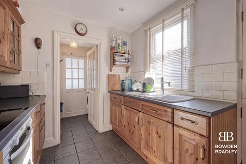 52 Greenfield Street, Waltham Abbey, EN9 1HL
