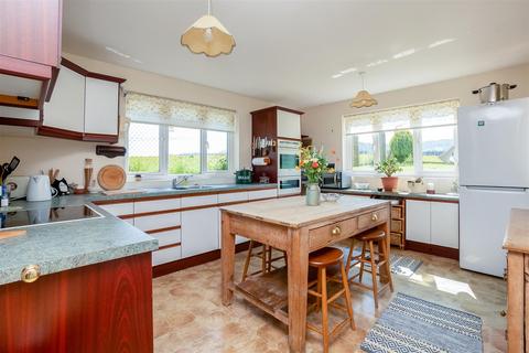 3 bedroom detached house for sale, Weston-Subedge, Chipping Campden