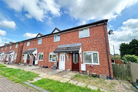 2 bedroom end of terrace house to rent, Rilshaw Lane, Winsford