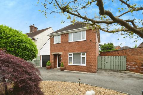 3 bedroom detached house for sale, Dunston Lane, Newbold, Chesterfield, S41 8EY