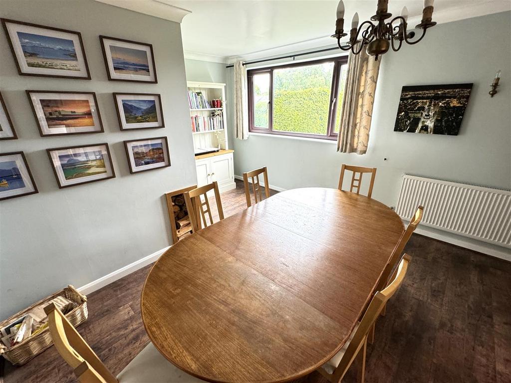 Separate dining room