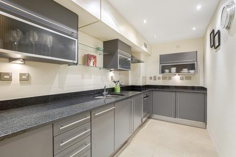 2 bedroom flat for sale, Parliament View, Albert Embankment, London, SE1