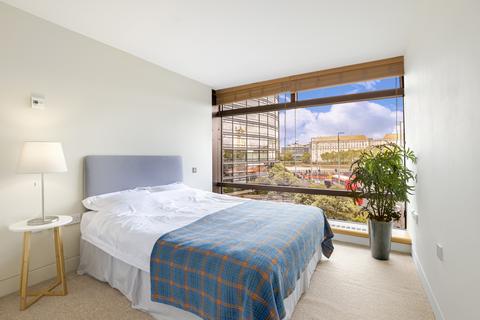 2 bedroom flat for sale, Parliament View, Albert Embankment, London, SE1