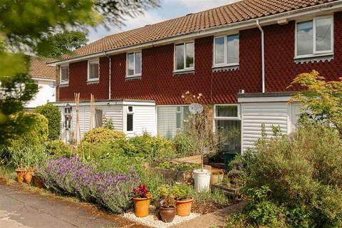 3 bedroom terraced house for sale, Burnham Drive, Reigate