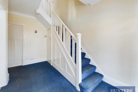 19 Devonshire Drive, Scarborough, YO12 7NH