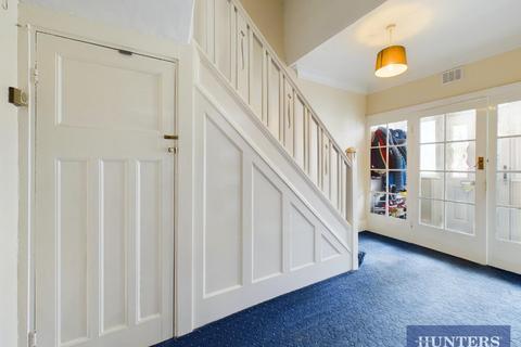 19 Devonshire Drive, Scarborough, YO12 7NH
