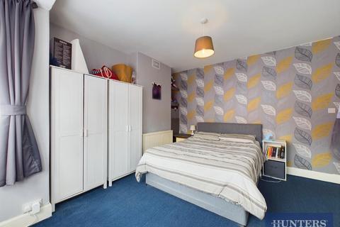 19 Devonshire Drive, Scarborough, YO12 7NH