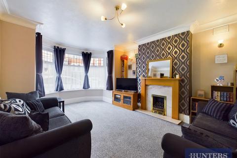 5 bedroom semi-detached house for sale, Devonshire Drive, Scarborough