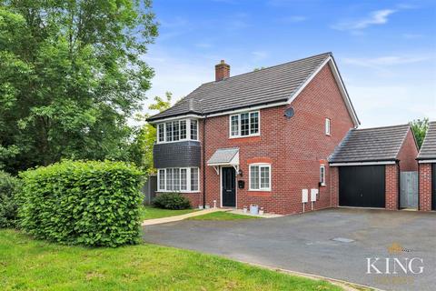 4 bedroom detached house for sale, Bomford Way, Salford Priors