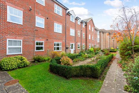 2 bedroom flat for sale, Crane Bridge Road, Salisbury