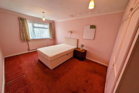 43 Kenilworth, Yate, Bristol, BS37 4DT