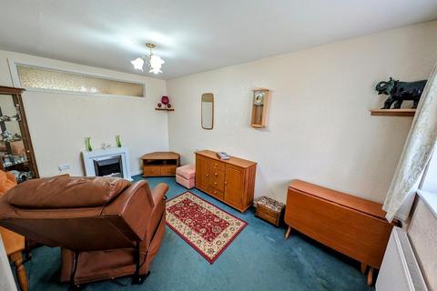 43 Kenilworth, Yate, Bristol, BS37 4DT