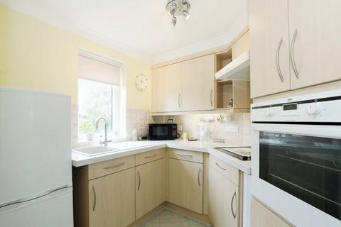 1 bedroom flat for sale, Chester Road, Holmes Chapel CW4