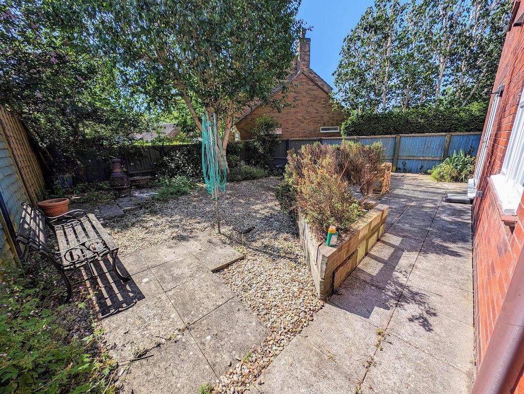 Garden 2.jpg