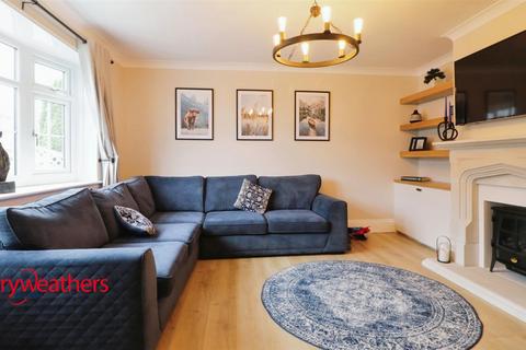137 Clayfield View, Mexborough, S64 0HS