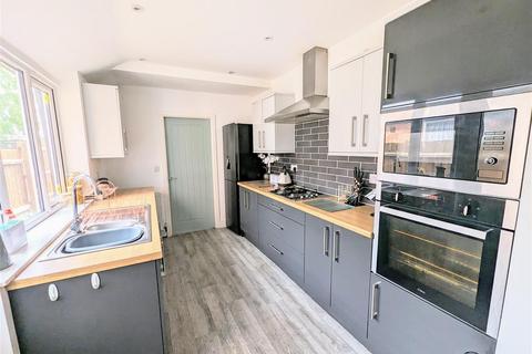 93 Lime Grove, Newark, NG24 4AQ