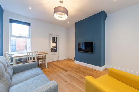 3 bedroom flat to rent, Hotspur Street, Heaton, Newcastle Upon Tyne