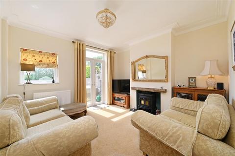 3 bedroom terraced house for sale, St. Johns Road, Unstone, Dronfield