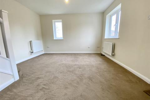 1 bedroom end of terrace house to rent, Cromer Way, Luton