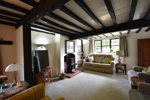 3 bedroom cottage for sale, Middle Holme Lane, Sutton-On-Trent, Newark