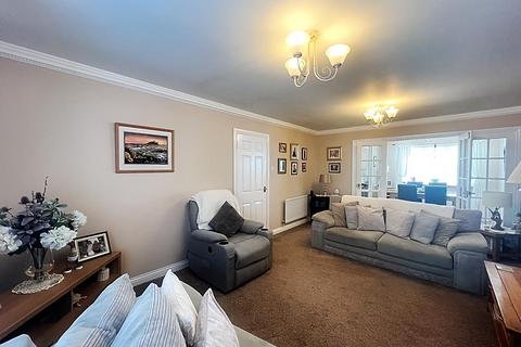 3 bedroom townhouse for sale, Hunters Lodge, The Green, Wallsend